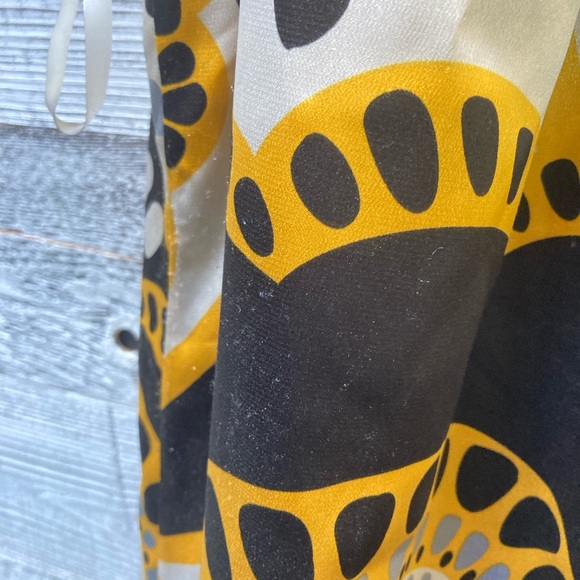 Forever21 | Silky Geometric Halter Dress - M, Black/Yellow/White - Picture 6 of 13